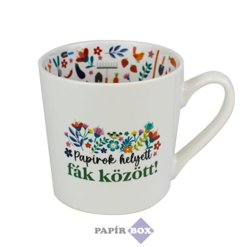 18. Lifestyle bögre, Papirok helyett, fák között