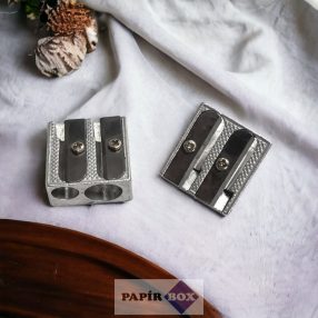 Hegyező fém 2 lyukú